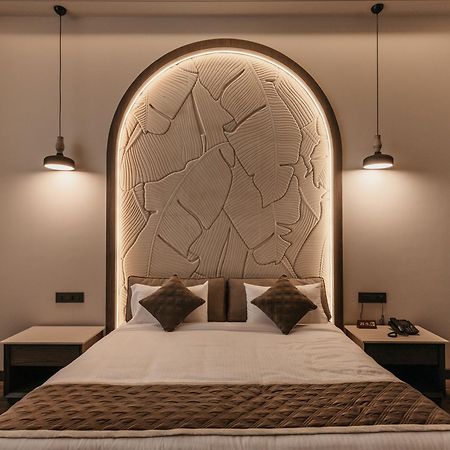 Luxury Lofts Hotell Amritsar Exteriör bild
