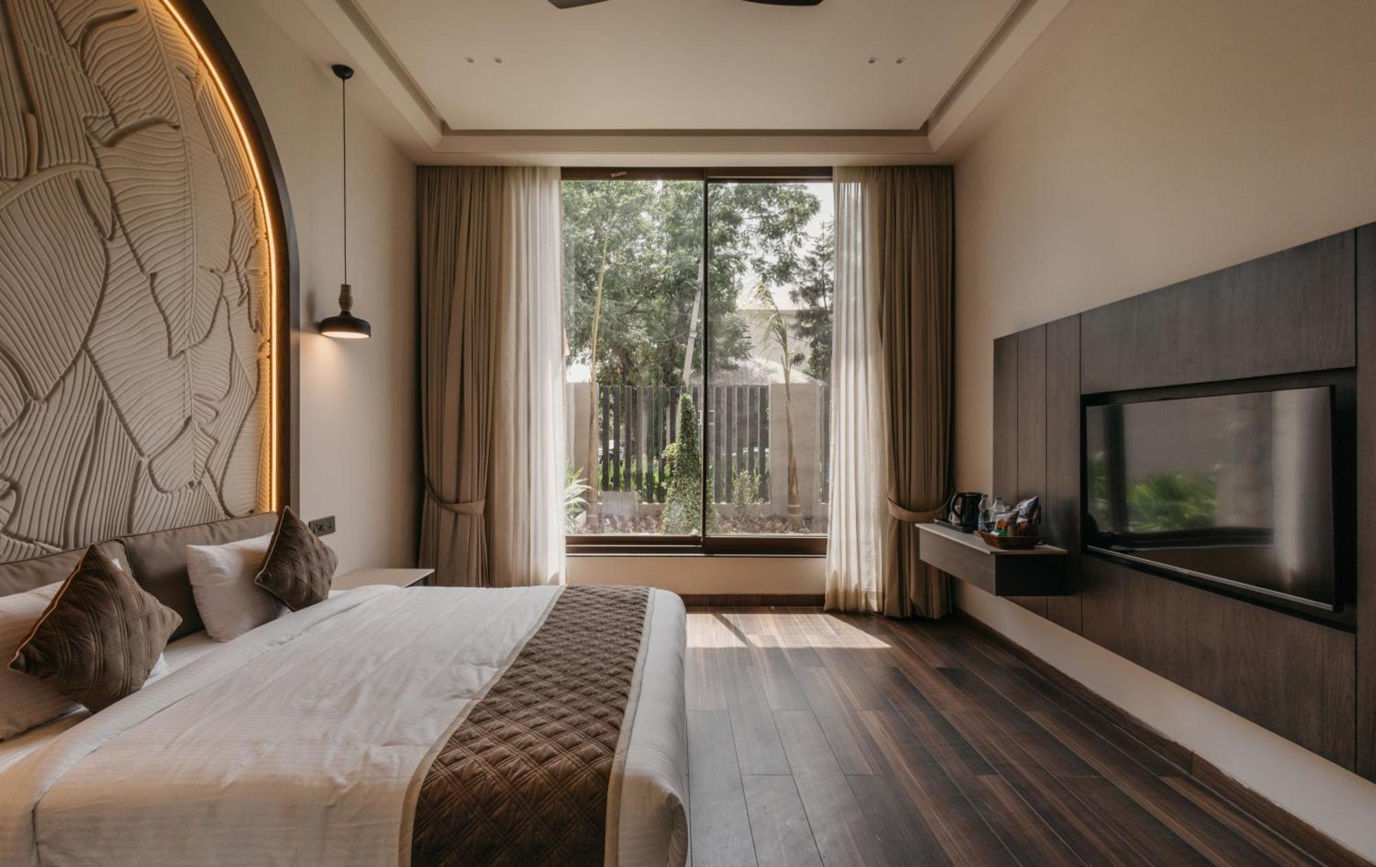 Luxury Lofts Hotell Amritsar Exteriör bild